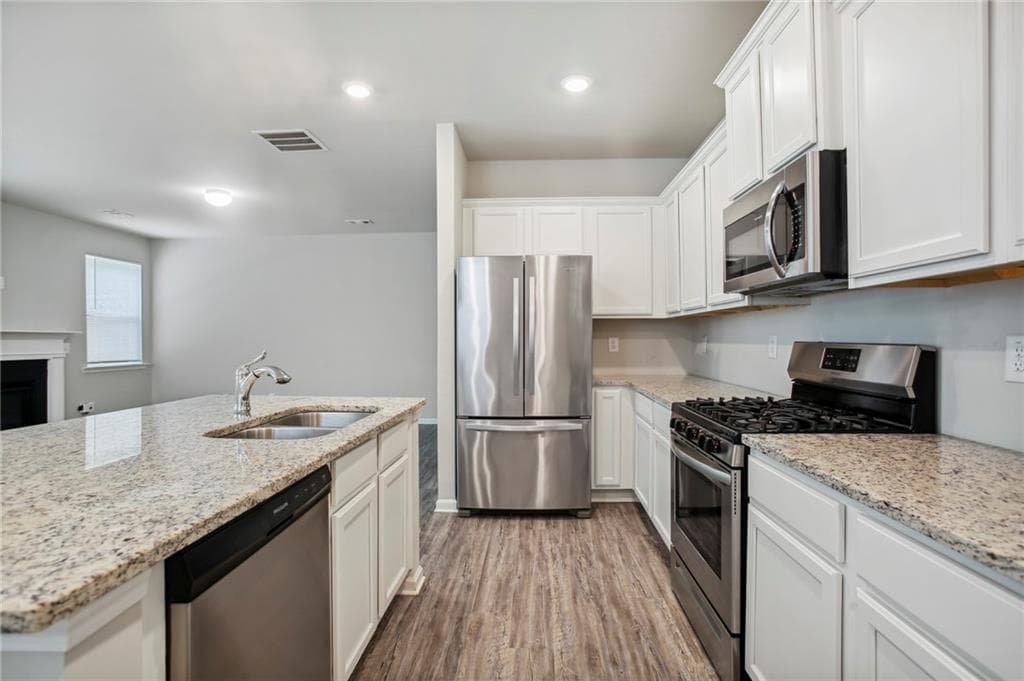 3 bedroom, 3 bathroom, 1,905 sq ft single family residence for rent at 212 Ridge Valley Drive, Woodstock, GA 30189 for $2,100 a month — photo 9
