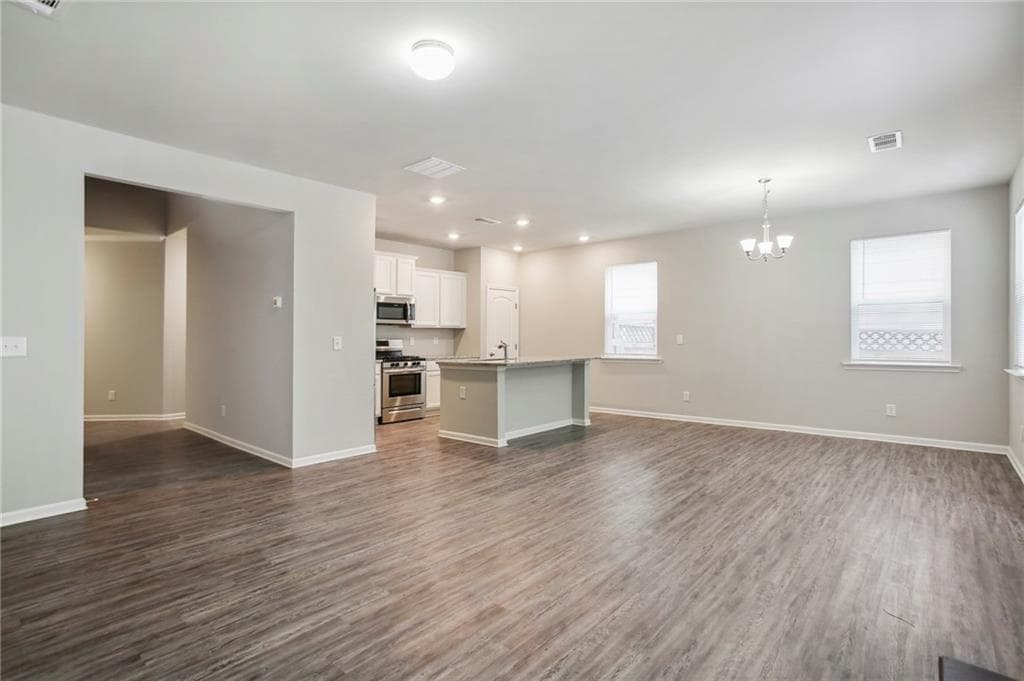 3 bedroom, 3 bathroom, 1,905 sq ft single family residence for rent at 212 Ridge Valley Drive, Woodstock, GA 30189 for $2,100 a month — photo 10