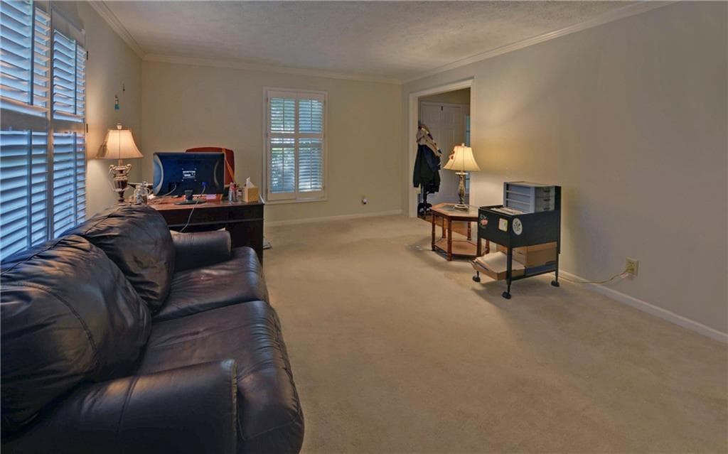 4 bedroom, 3 bathroom, 3,039 sq ft single family residence for sale at 3341 Edgewood Circle, Gainesville, GA 30506 — photo 8