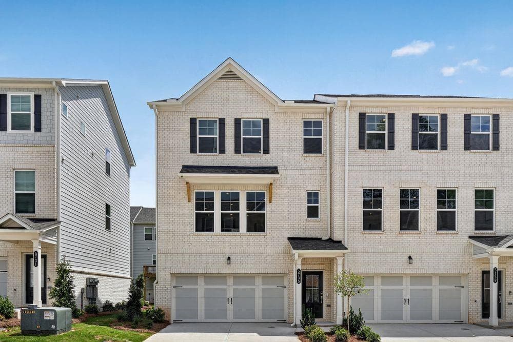 3 bedroom, 4 bathroom, 1,967 sq ft townhouse sold at 5735 Schelton Place, Mableton, GA 30126
