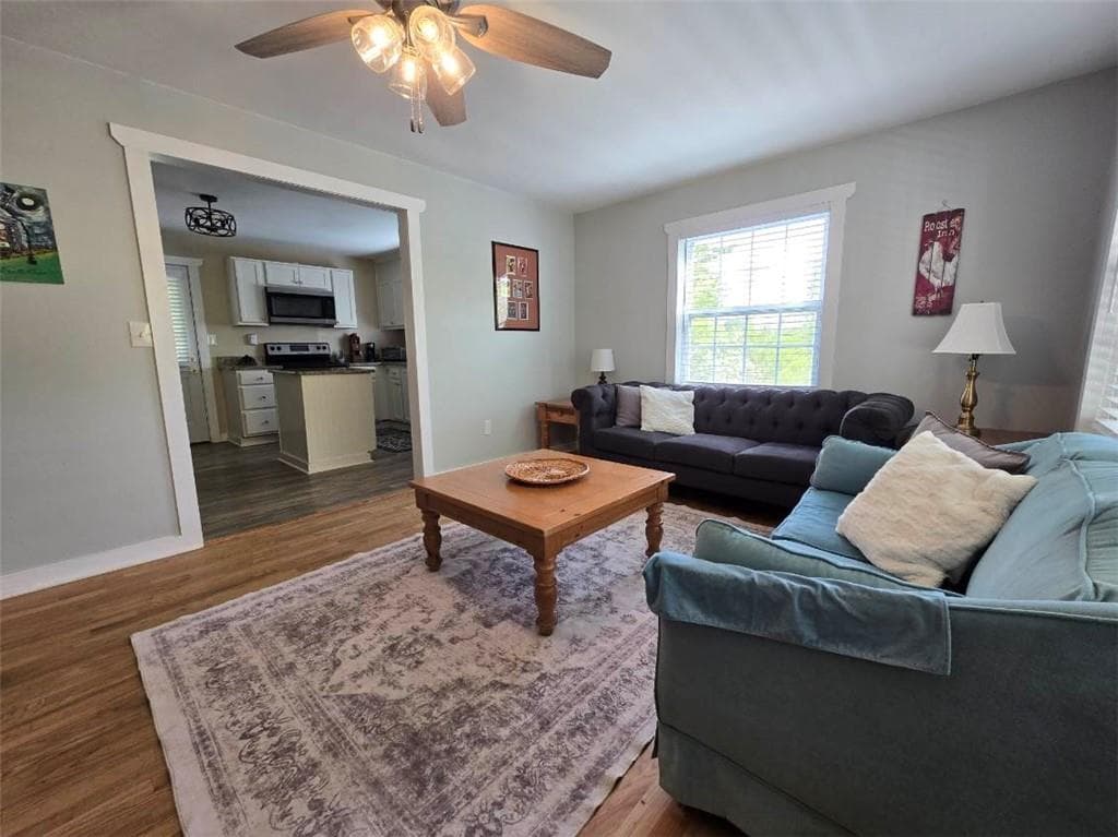 3 bedroom, 2 bathroom, 1,061 sq ft single family residence for sale at 331 Blue Arrow Lane, Mineral Bluff, GA 30559 — photo 7