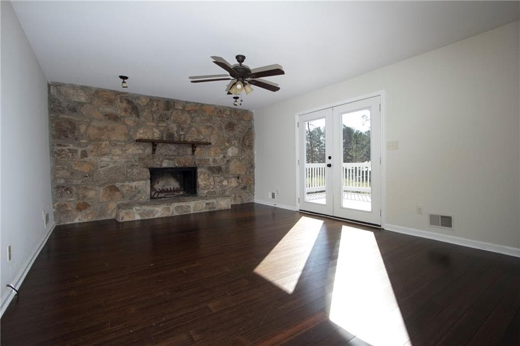 3 bedroom, 3 bathroom, 2,187 sq ft single family residence for rent at 230 Chaffin Ridge Trace, Roswell, GA 30075 for $3,250 a month — photo 9