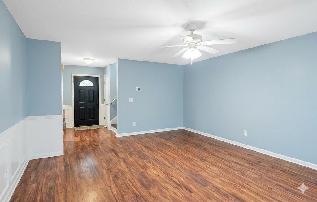 4 bedroom, 3 bathroom, 2,024 sq ft single family residence for sale at 6978 Foxmoor Way, Douglasville, GA 30134 — photo 2