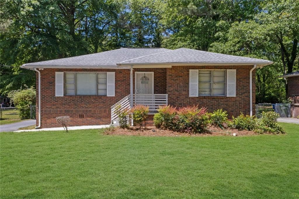 3 bedroom, 2 bathroom, 1,224 sq ft single family residence sold at 1533 Alder Lane, Atlanta, GA 30311