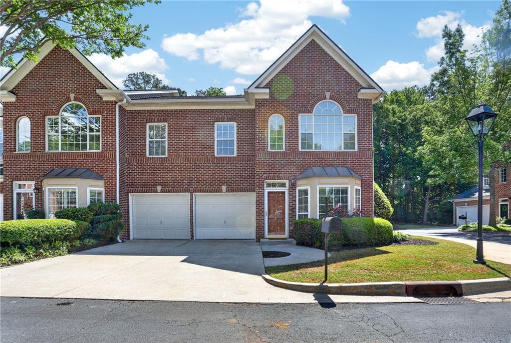 8000 Lexington Drive, Roswell, GA 30075 — most recent listing photo