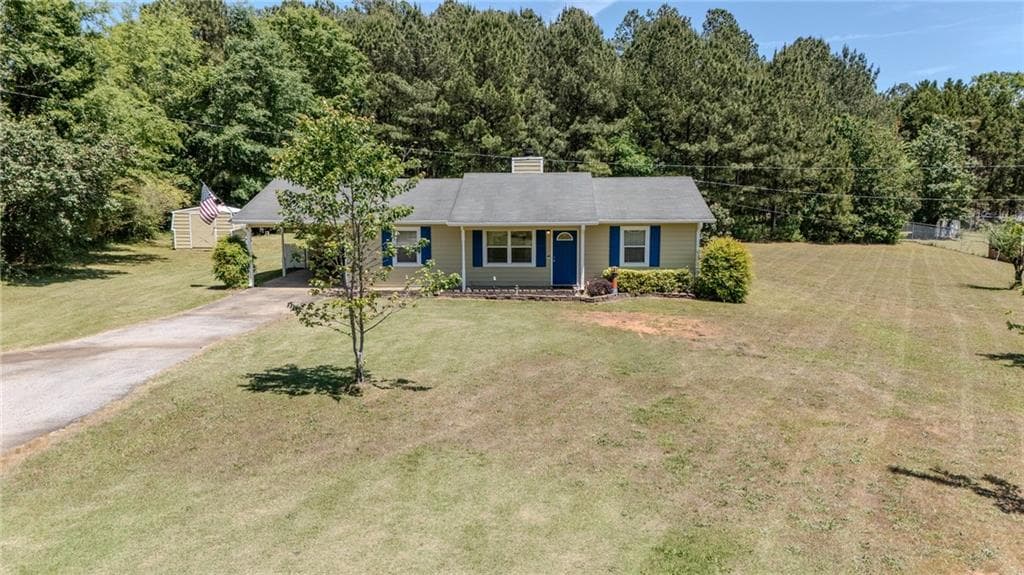 3 bedroom, 2 bathroom, 1,240 sq ft single family residence sold at 1530 Highway 155, Mcdonough, GA 30252