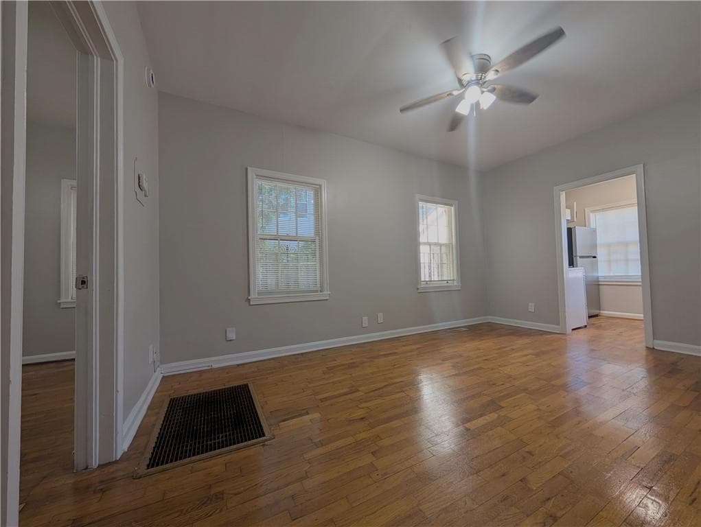 1 bedroom, 1 bathroom, 480 sq ft apartment for rent at 3548 E Main Street 2, Atlanta, GA 30337 for $1,000 a month — photo 3