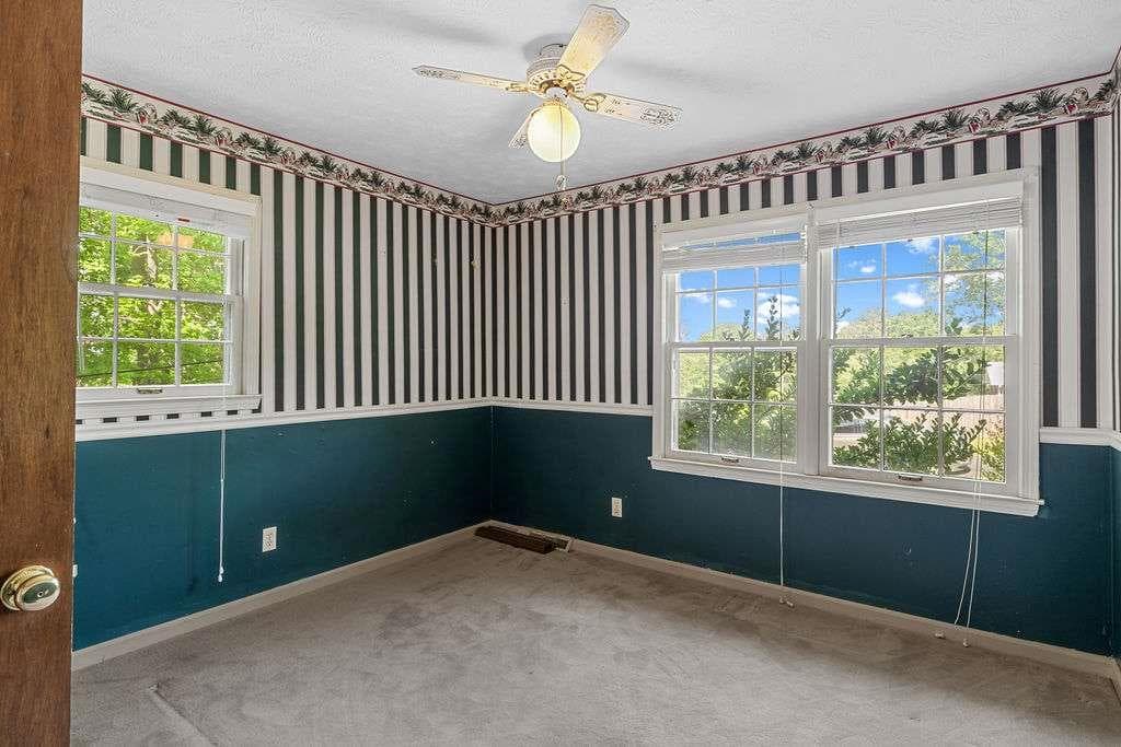 3 bedroom, 3 bathroom, 2,480 sq ft single family residence for sale at 8 Montre Circle, Silver Creek, GA 30173 — photo 10