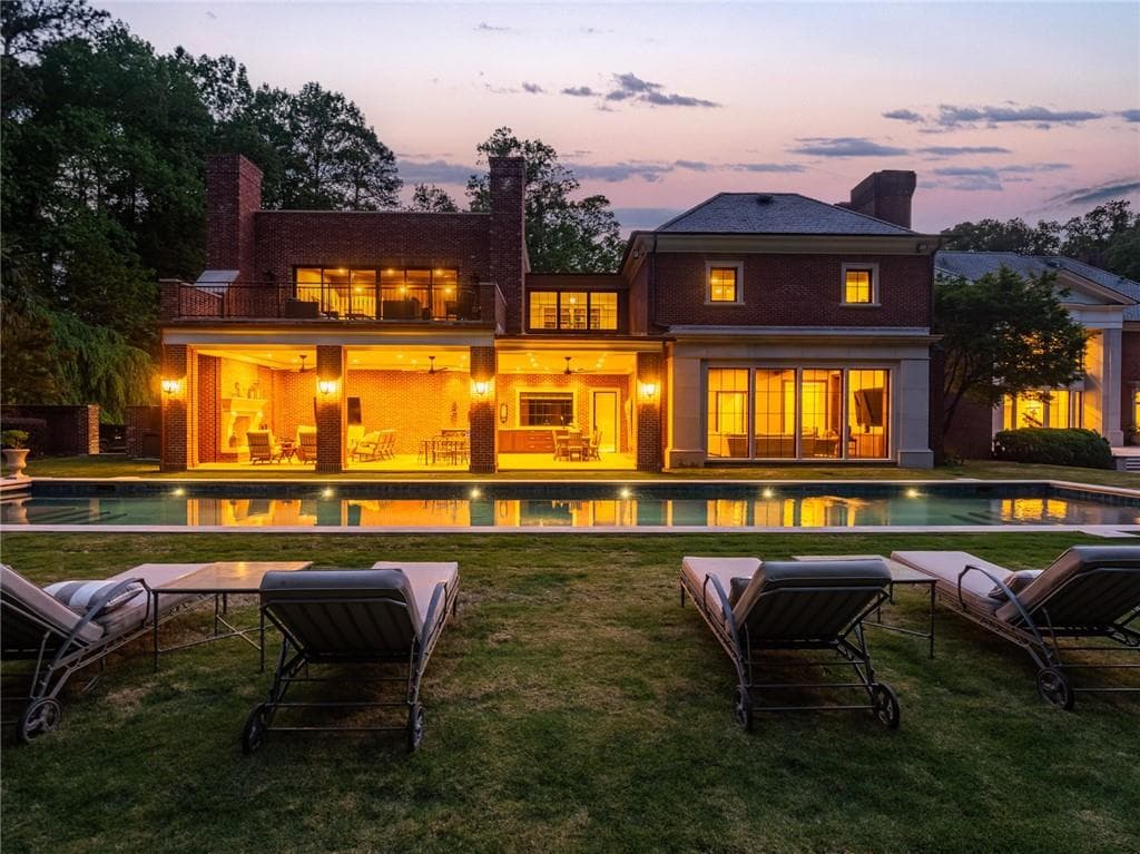 6 bedroom, 13 bathroom, 13,004 sq ft single family residence for sale at 4615 Northside Drive, Atlanta, GA 30327 — photo 9