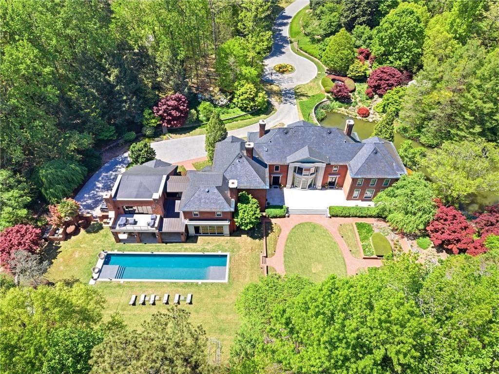 6 bedroom, 13 bathroom, 13,004 sq ft single family residence for sale at 4615 Northside Drive, Atlanta, GA 30327 — photo 3