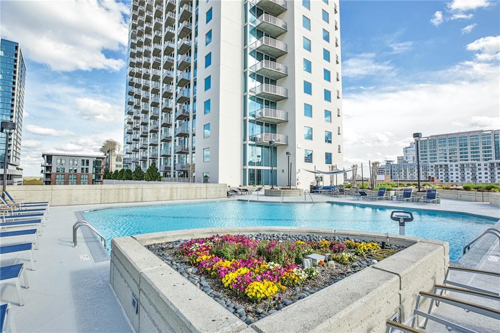 1 bedroom, 1 bathroom, 678 sq ft condominium for sale at 860 Peachtree Street 1413, Atlanta, GA 30308 — photo 5