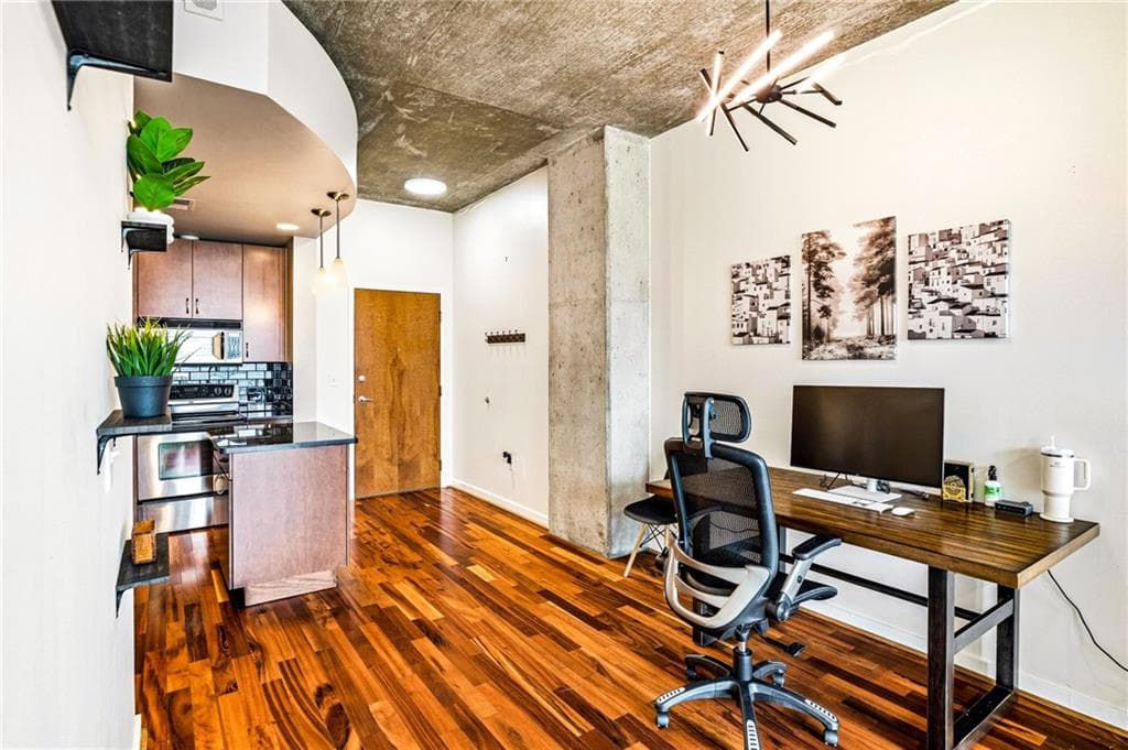 1 bedroom, 1 bathroom, 678 sq ft condominium for sale at 860 Peachtree Street 1413, Atlanta, GA 30308 — photo 6