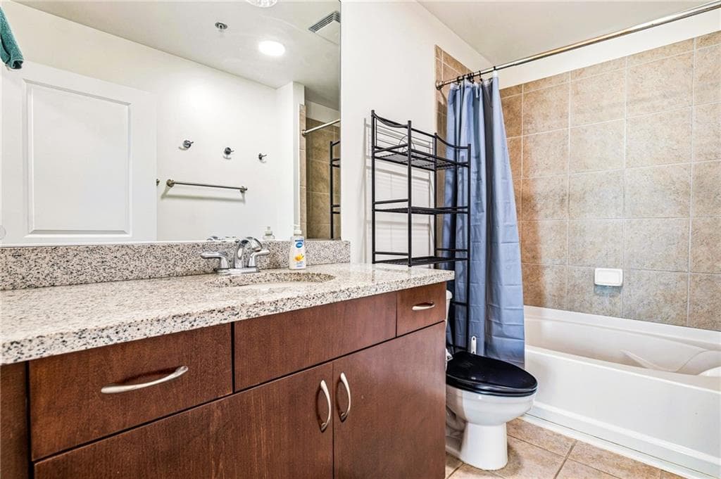 1 bedroom, 1 bathroom, 678 sq ft condominium for sale at 860 Peachtree Street 1413, Atlanta, GA 30308 — photo 8