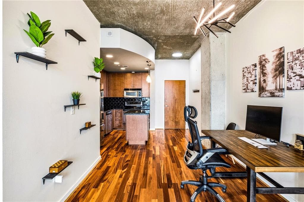 1 bedroom, 1 bathroom, 678 sq ft condominium for sale at 860 Peachtree Street 1413, Atlanta, GA 30308 — photo 9