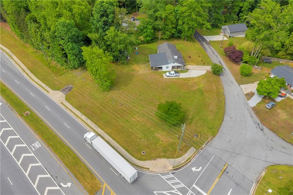 other under contract at 4004 Winder Highway, Flowery Branch, GA 30542 — photo 5