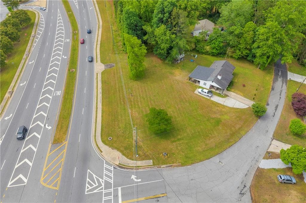 other under contract at 4004 Winder Highway, Flowery Branch, GA 30542 — photo 7