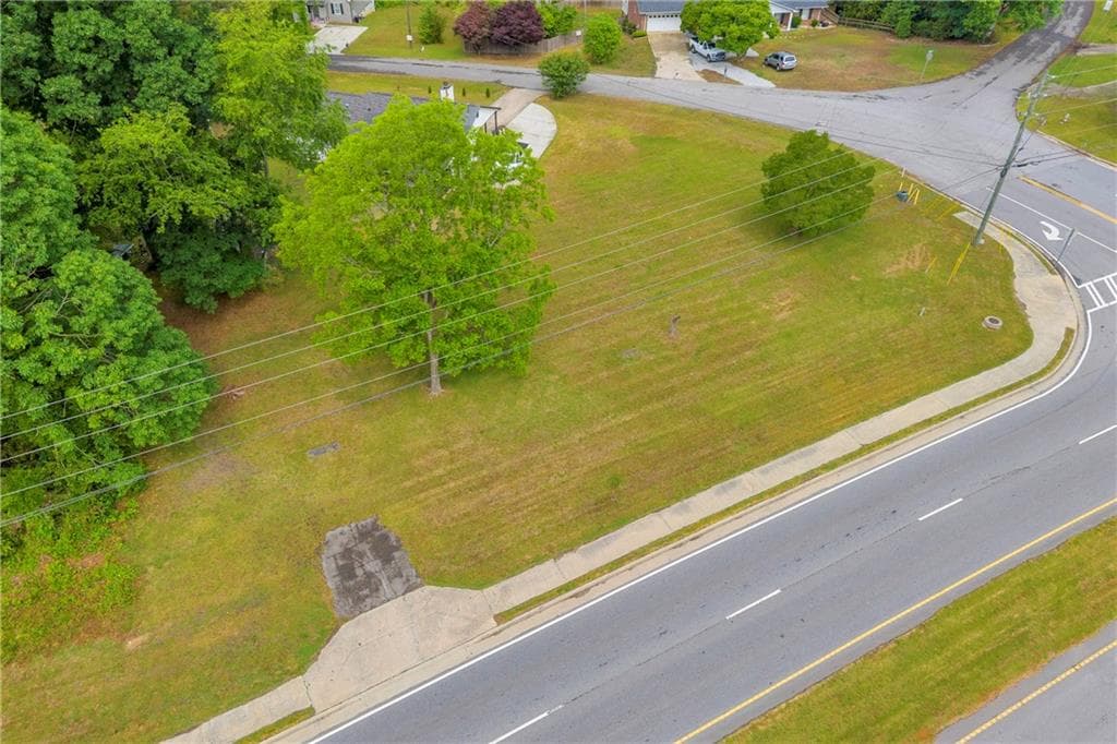 other under contract at 4004 Winder Highway, Flowery Branch, GA 30542 — photo 10