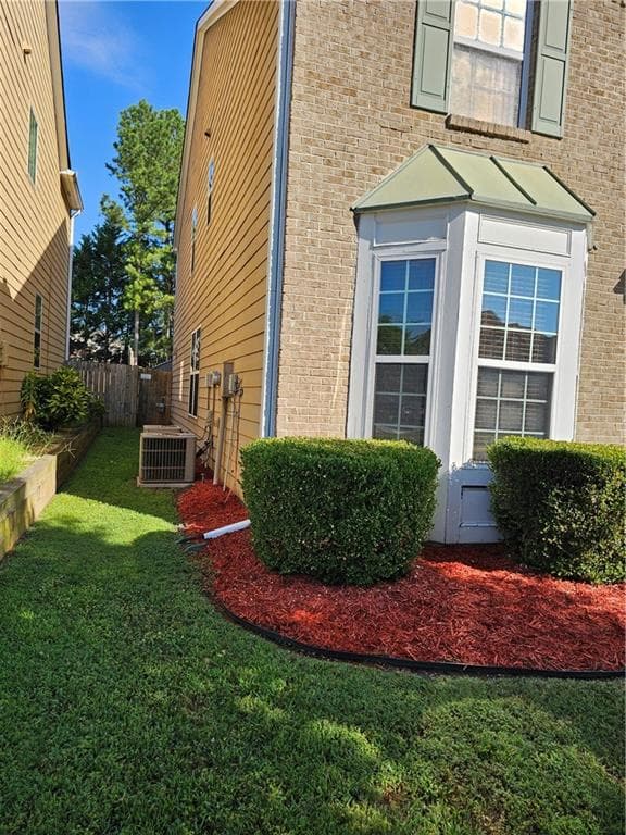 5 bedroom, 3 bathroom, 3,071 sq ft single family residence for sale at 3357 Drayton Manor Run, Lawrenceville, GA 30046 — photo 3