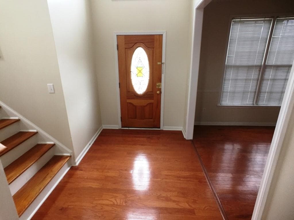 3 bedroom, 3 bathroom, 2,374 sq ft single family residence for sale at 2562 Fairlawn Downs, Kennesaw, GA 30144 — photo 3