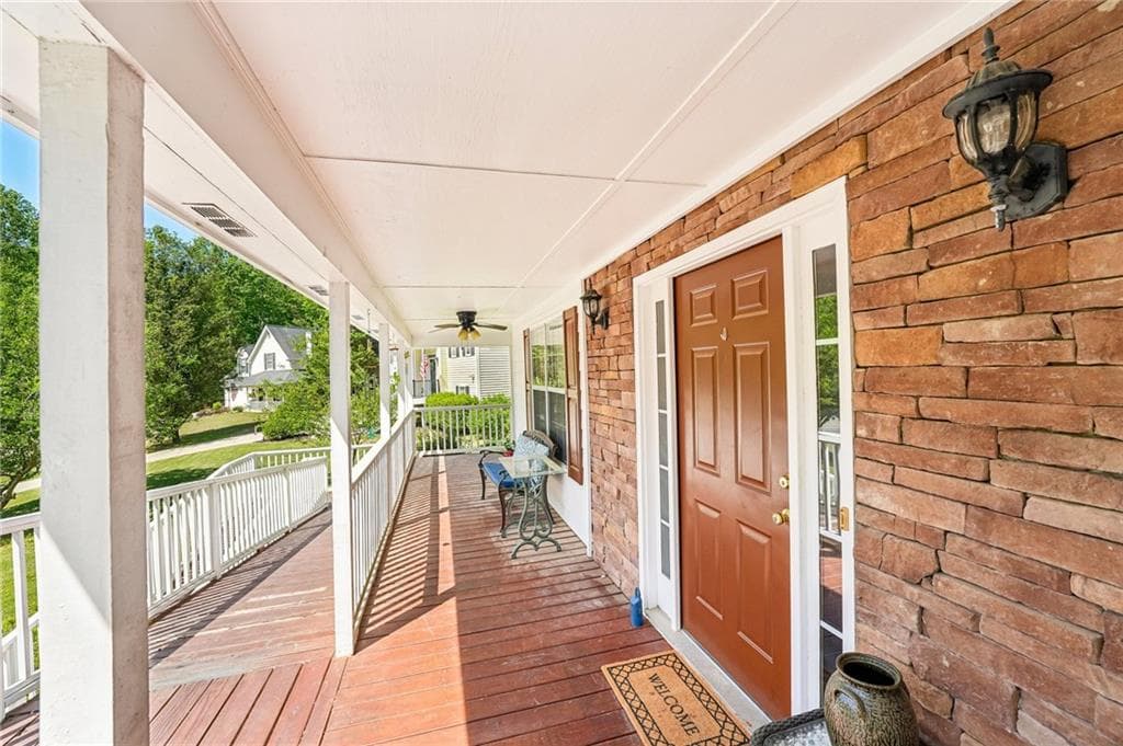 3 bedroom, 3 bathroom, 1,698 sq ft single family residence for sale at 80 Old Still Court, Dawsonville, GA 30534 — photo 5