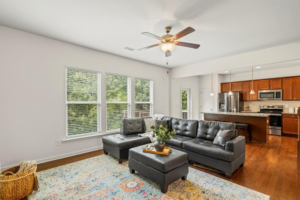 3 bedroom, 3 bathroom, 2,058 sq ft single family residence for sale at 2149 Charcoal Ives Road, Lawrenceville, GA 30045 — photo 10
