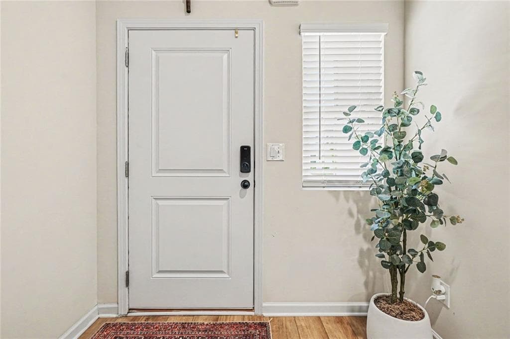 3 bedroom, 3 bathroom, 1,383 sq ft townhouse for sale at 119 Buckingham Lane, Hoschton, GA 30548 — photo 6