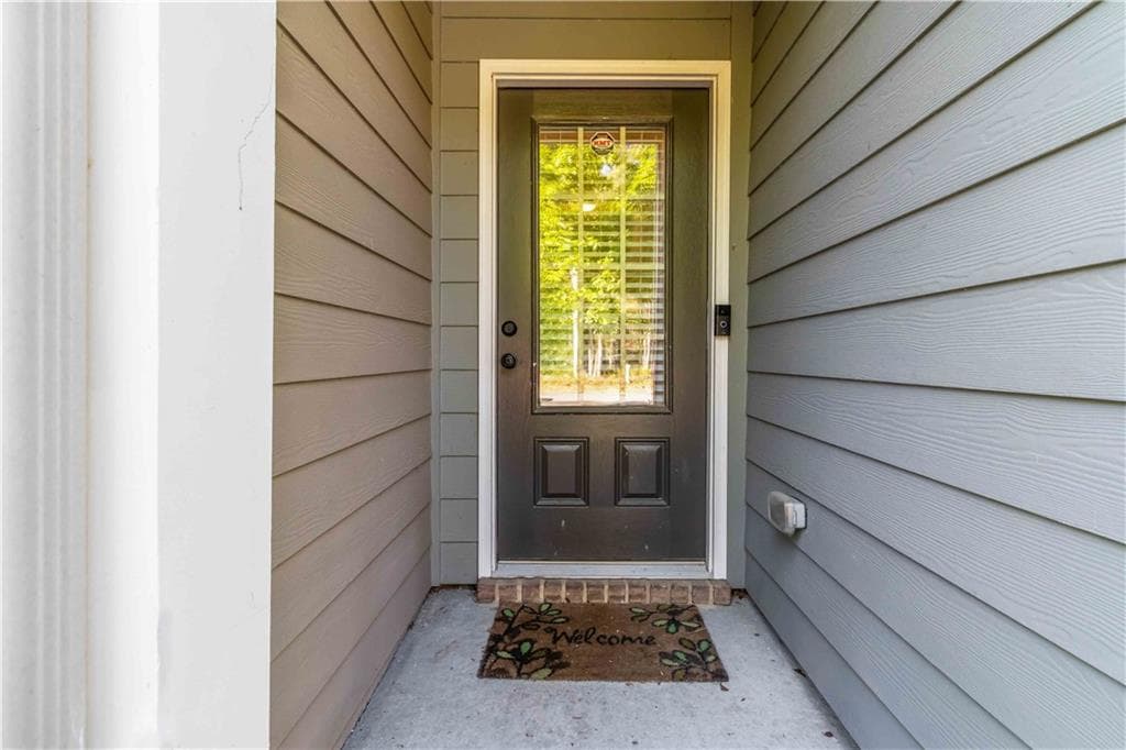 3 bedroom, 2 bathroom, 2,080 sq ft townhouse under contract at 7839 Rock Rose Lane, Fairburn, GA 30213 — photo 3