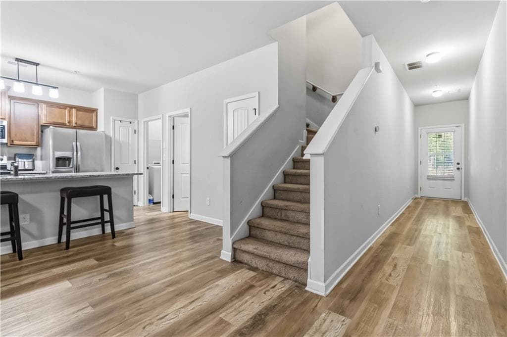 3 bedroom, 2 bathroom, 2,080 sq ft townhouse under contract at 7839 Rock Rose Lane, Fairburn, GA 30213 — photo 4