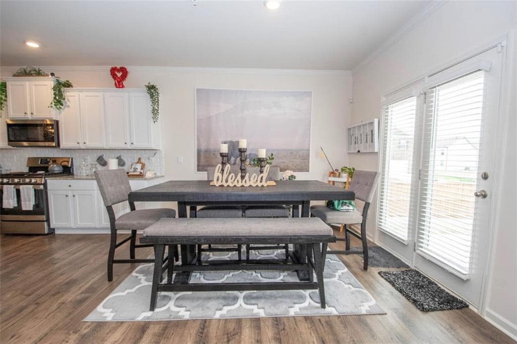5 bedroom, 3 bathroom, 3,455 sq ft single family residence for sale at 2718 Serena Way, Atlanta, GA 30331 — photo 7