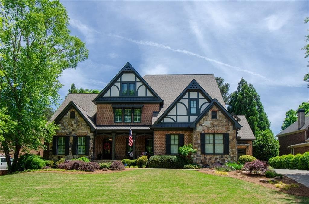 5 bedroom, 6 bathroom, 7,322 sq ft single family residence sold at 1667 Fernstone Drive, Acworth, GA 30101
