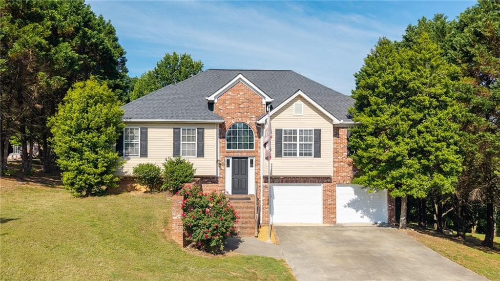 4 bedroom, 3 bathroom, 2,286 sq ft single family residence for sale at 240 Orchard Way, Calhoun, GA 30701