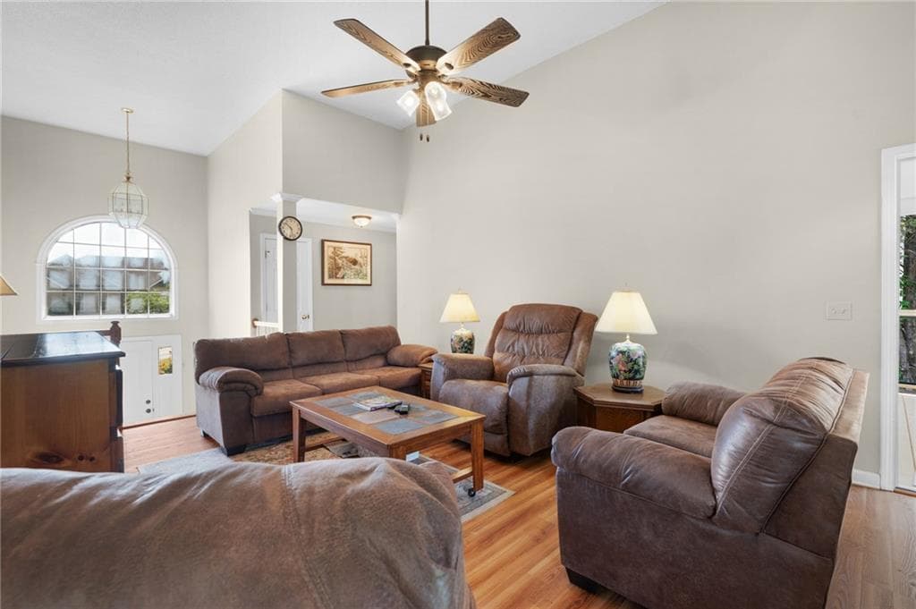 4 bedroom, 3 bathroom, 2,286 sq ft single family residence for sale at 240 Orchard Way, Calhoun, GA 30701 — photo 7