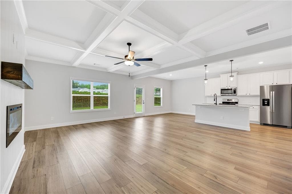 4 bedroom, 3 bathroom, 2,278 sq ft single family residence for sale at 5325 Fox Hill Lane, Oakwood, GA 30566 — photo 3