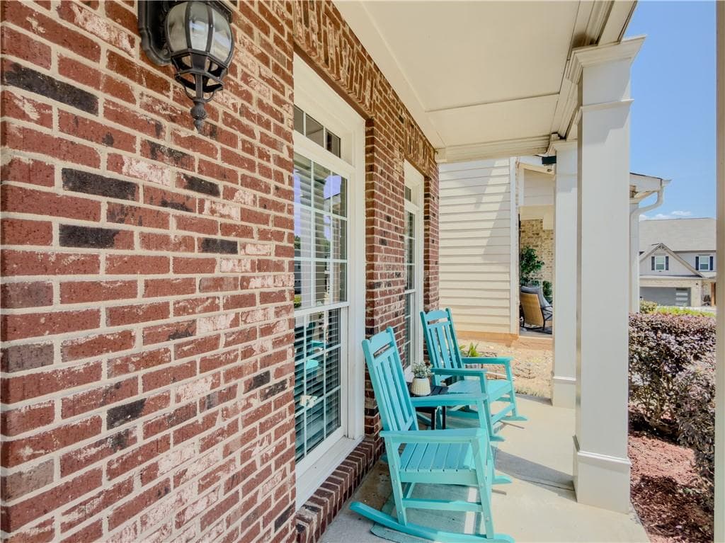 5 bedroom, 3 bathroom, 3,104 sq ft single family residence for sale at 176 Cypress Cove Court, Grayson, GA 30017 — photo 6