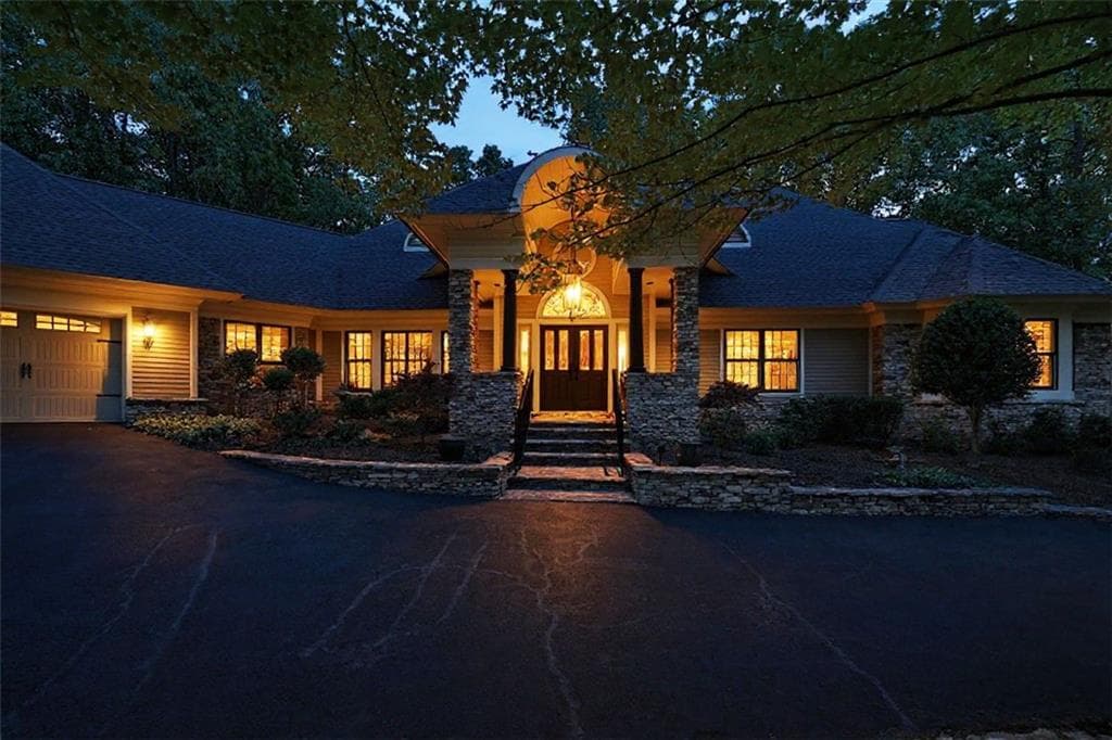 560 Shetland Trace, Big Canoe, GA 30143 — most recent listing photo