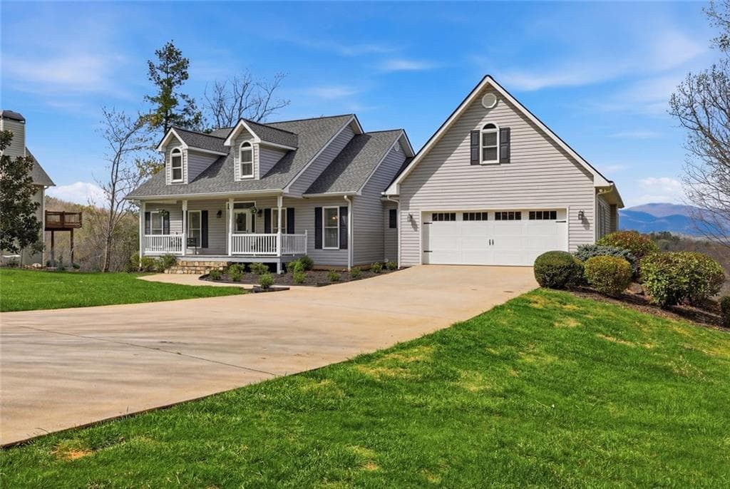 5 bedroom, 3 bathroom, 4,938 sq ft single family residence for sale at 1168 Highland Road, Sautee Nacoochee, GA 30571 — photo 2