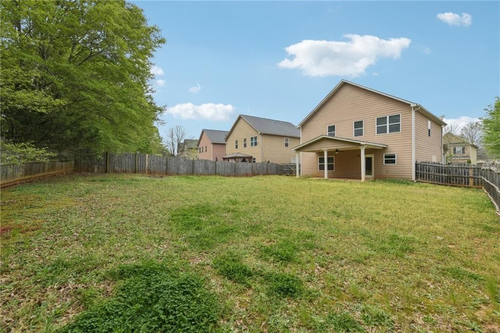 4 bedroom, 3 bathroom, 2,260 sq ft single family residence for sale at 217 Klinetop Drive, Mcdonough, GA 30253 — photo 6