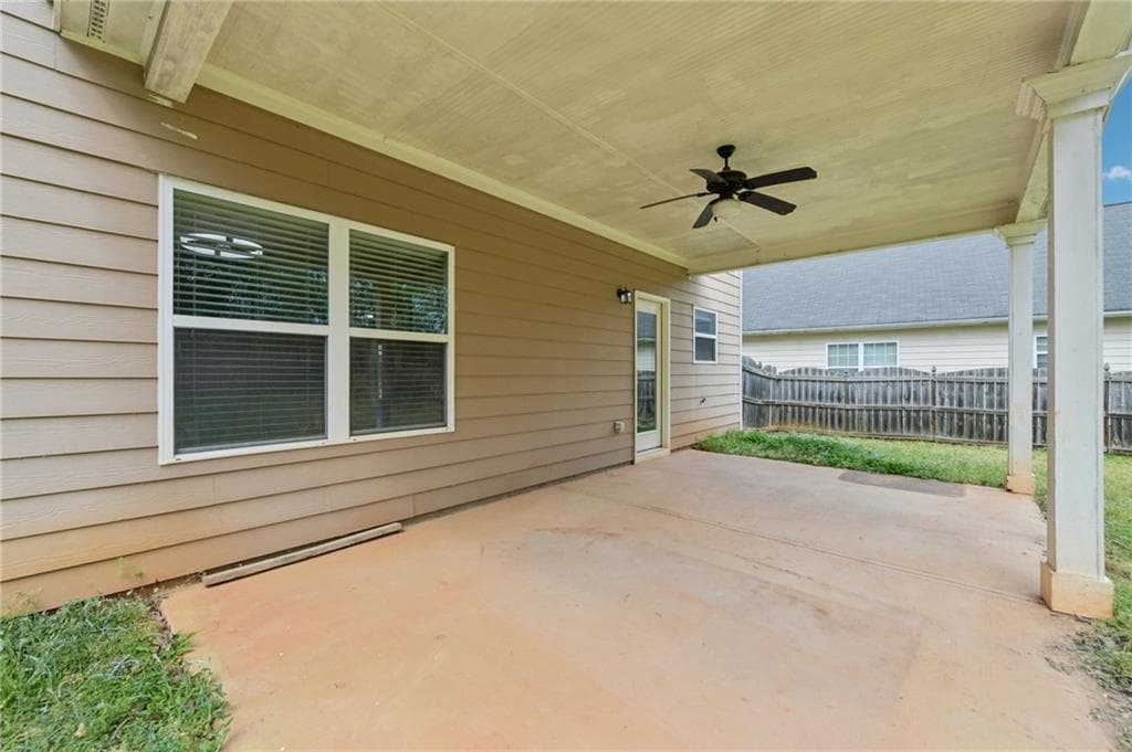 4 bedroom, 3 bathroom, 2,260 sq ft single family residence for sale at 217 Klinetop Drive, Mcdonough, GA 30253 — photo 10