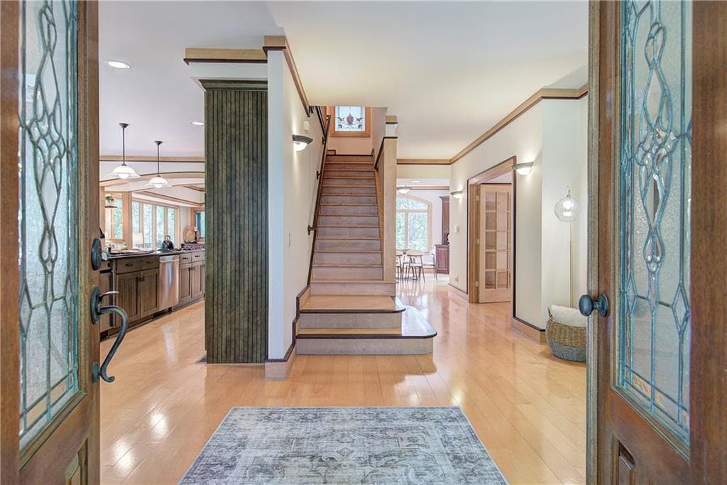 4 bedroom, 5 bathroom, 4,424 sq ft single family residence under contract at 260 Road 2 South, Cartersville, GA 30120 — photo 4