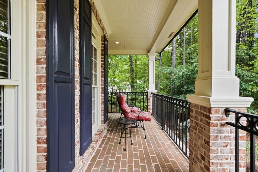 5 bedroom, 6 bathroom, 5,938 sq ft single family residence under contract at 14772 Taylor Valley Way, Milton, GA 30004 — photo 8