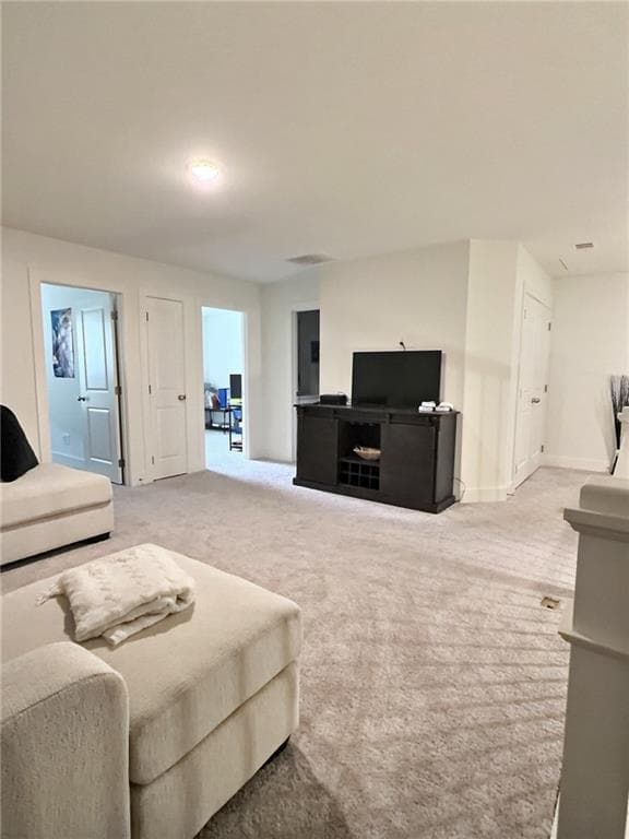3 bedroom, 3 bathroom, 1,932 sq ft townhouse under contract at 7622 Avalon Boulevard, Fairburn, GA 30213 — photo 7