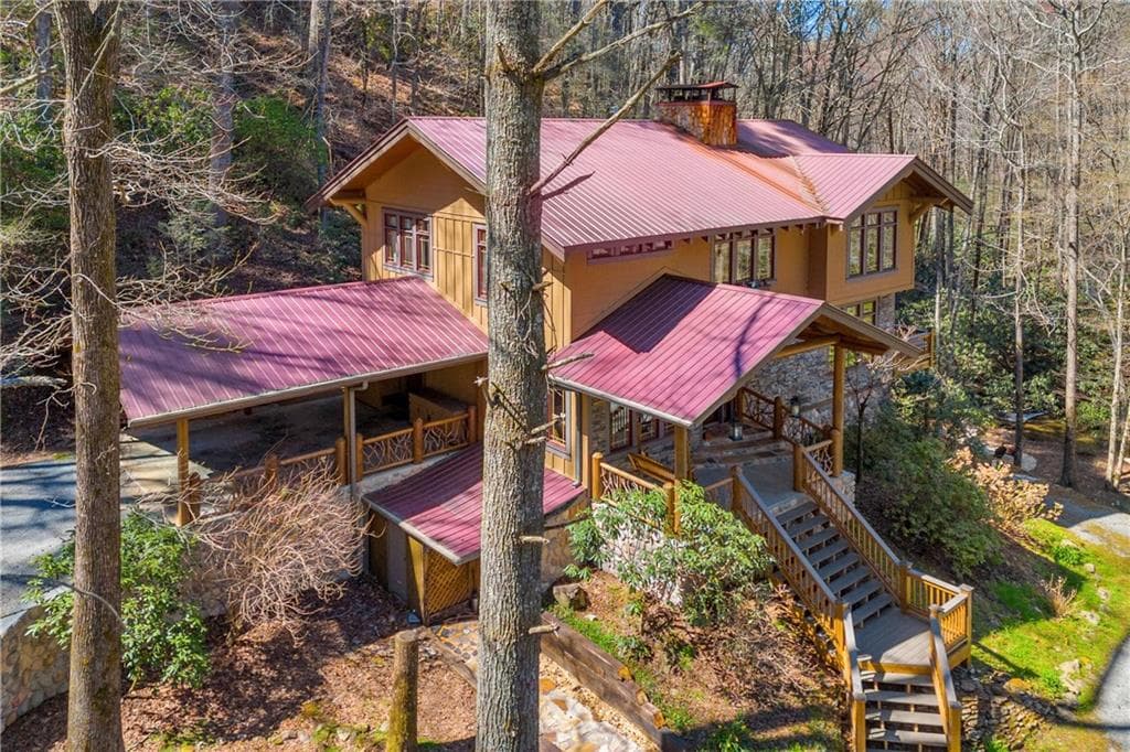 4 bedroom, 5 bathroom, 4,276 sq ft single family residence for sale at 740 Little Rock Creek Road, Cherry Log, GA 30522 — photo 5
