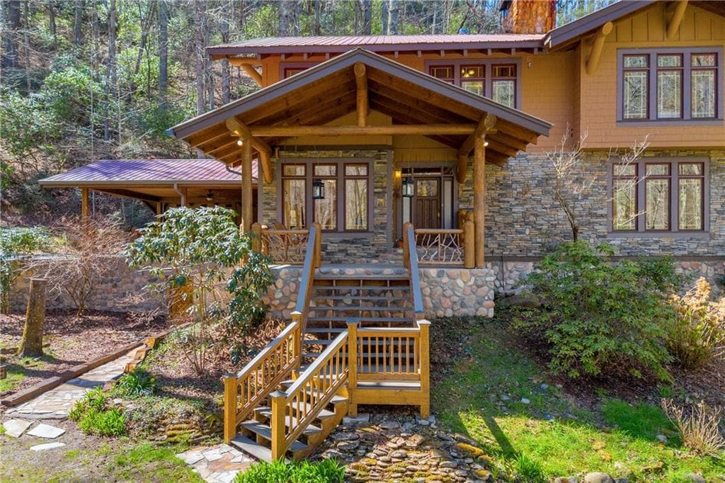 4 bedroom, 5 bathroom, 4,276 sq ft single family residence for sale at 740 Little Rock Creek Road, Cherry Log, GA 30522 — photo 10