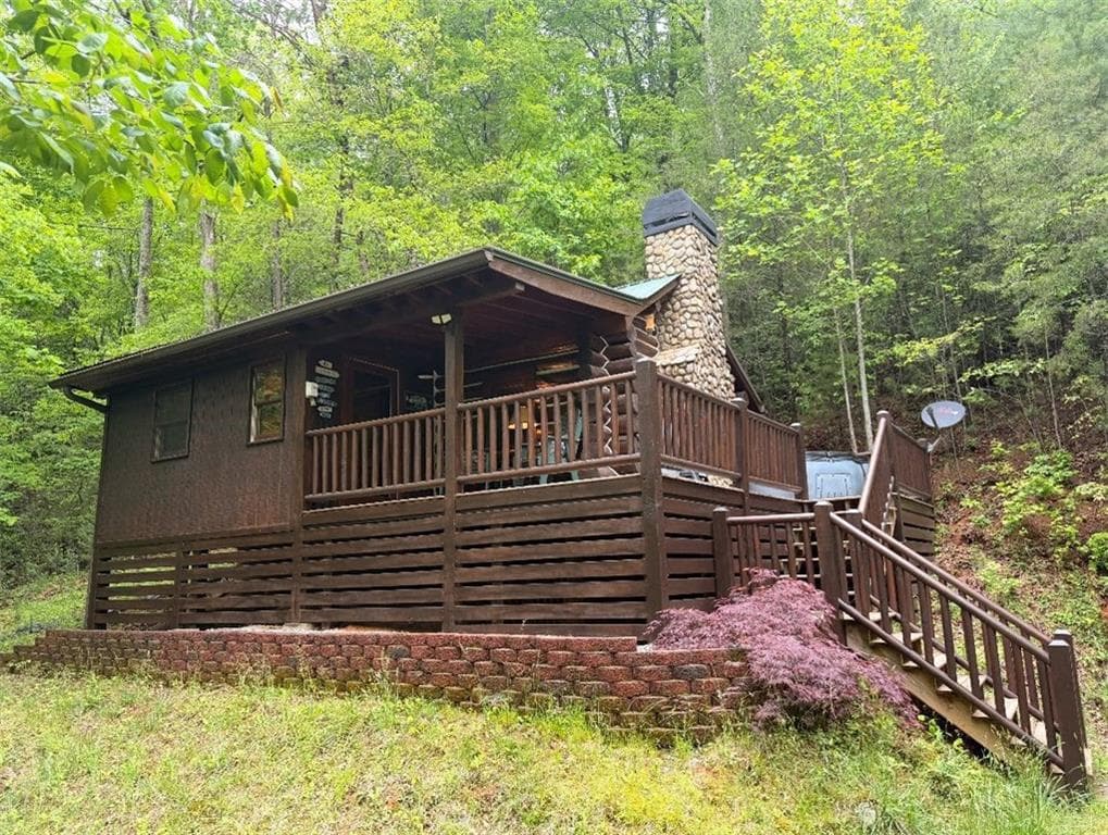 1 bedroom, 1 bathroom, 432 sq ft single family residence for sale at 1790 Stanley Creek Road, Cherry Log, GA 30522