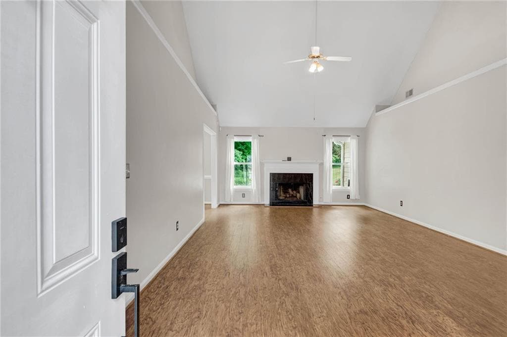 3 bedroom, 2 bathroom, 2,000 sq ft single family residence for sale at 612 Sweet Stream Way, Lawrenceville, GA 30044 — photo 3