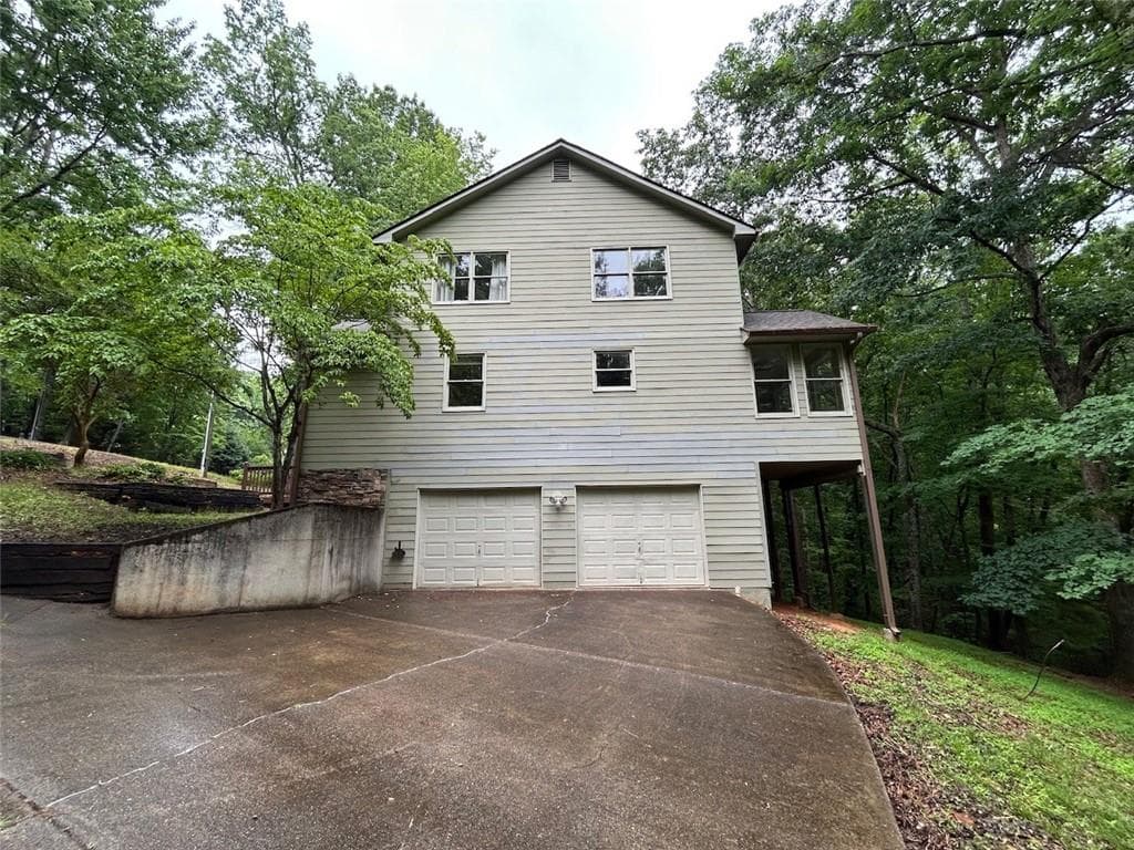 3 bedroom, 3 bathroom, 2,797 sq ft single family residence for sale at 2523 Tamarack Drive, Jasper, GA 30143 — photo 4