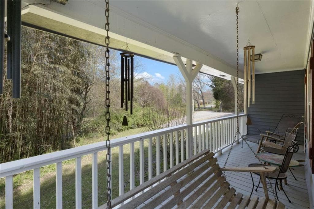 3 bedroom, 2 bathroom, 1,861 sq ft single family residence for sale at 5948 Haywood Valley Road, Summerville, GA 30747 — photo 2