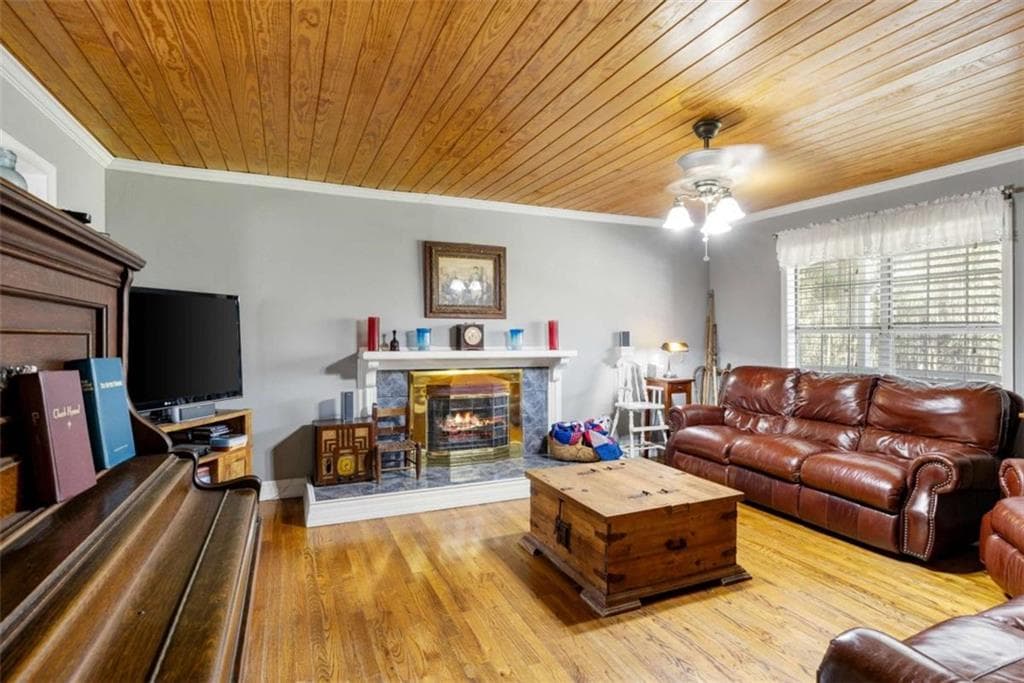 3 bedroom, 2 bathroom, 1,861 sq ft single family residence for sale at 5948 Haywood Valley Road, Summerville, GA 30747 — photo 5
