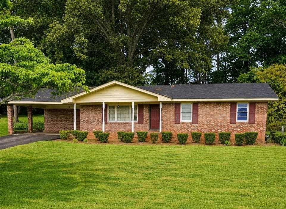 3 bedroom, 2 bathroom, 1,465 sq ft single family residence sold at 2749 Hutch Drive, Decatur, GA 30034