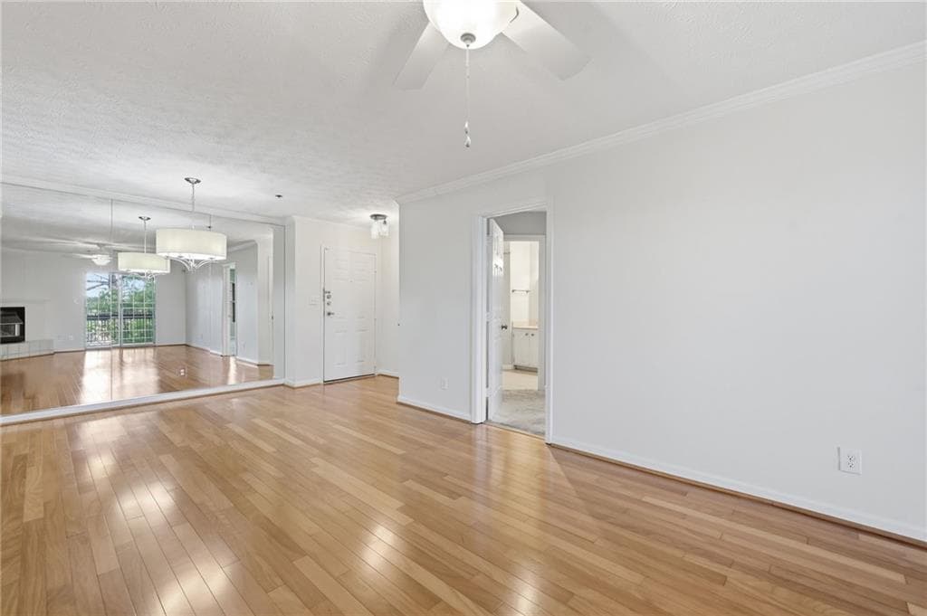 2 bedroom, 2 bathroom, 1,165 sq ft condominium for sale at 970 Sidney Marcus Boulevard, Atlanta, GA 30324 — photo 4